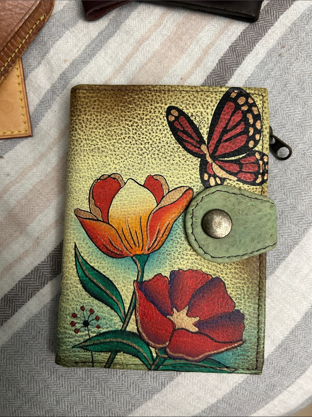 Anuschka small painted leather bifold wallet